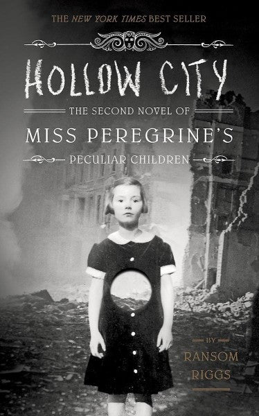 Hollow City: The Second Novel Of Miss Peregrine's Peculiar Children by Ransom Riggs te koop op hetbookcafe.nl